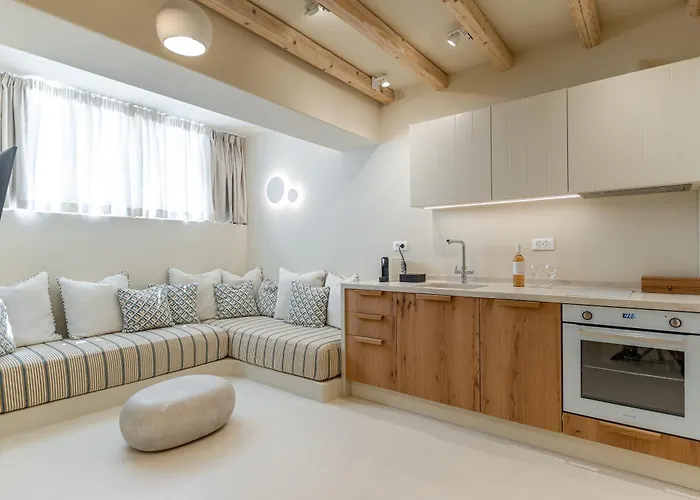 Antony Suites (Adults Only)