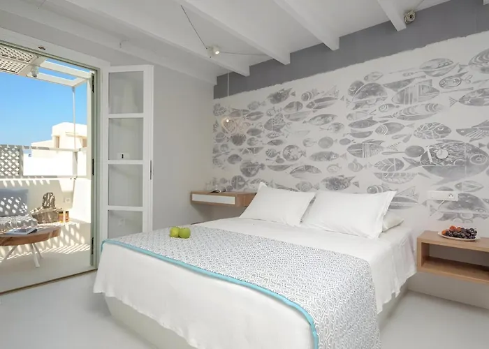 Antony Suites (Adults Only)