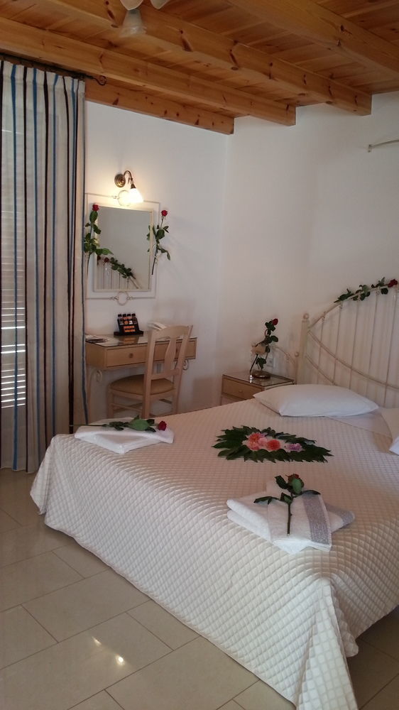 Antony (adults Only) Naxos City